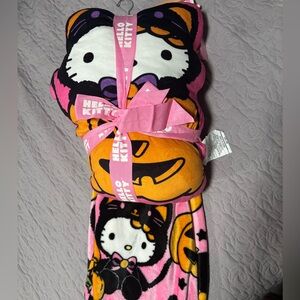 Hello Kitty Halloween Throw